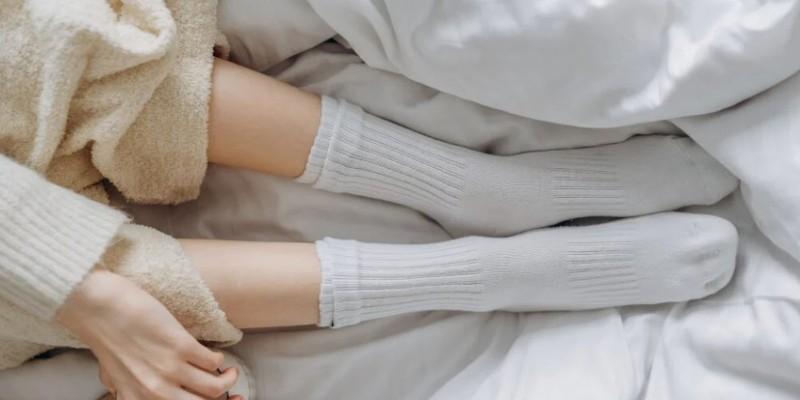 Health Effects of Sleeping with Socks On
